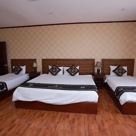 Riverside Palace Hotel Вьентьян Экстерьер фото